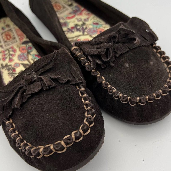 Decree Womens Leather Moccasins size 7M Dark Brown Fringe Contrasting Stitching - Picture 4 of 10